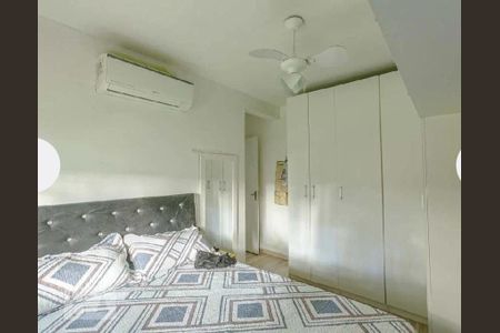 Apartamento à venda com 2 quartos, 56m² em Santo Antônio, Porto Alegre