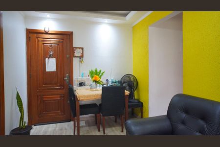 Apartamento à venda com 56m², 2 quartos e 1 vagaSala 