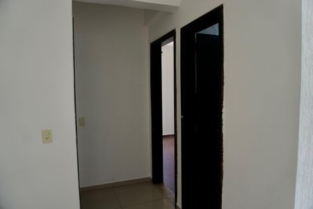 Apartamento para alugar com 72m², 2 quartos e 1 vaga Apartamento para alugar com 72m², 2 quartos e 1 vagaCorredor
