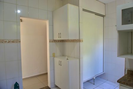 Apartamento para alugar com 72m², 2 quartos e 1 vaga Apartamento para alugar com 72m², 2 quartos e 1 vagaCozinha