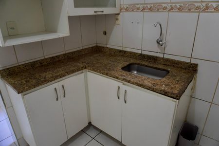 Apartamento para alugar com 72m², 2 quartos e 1 vaga Apartamento para alugar com 72m², 2 quartos e 1 vagaCozinha - Armários