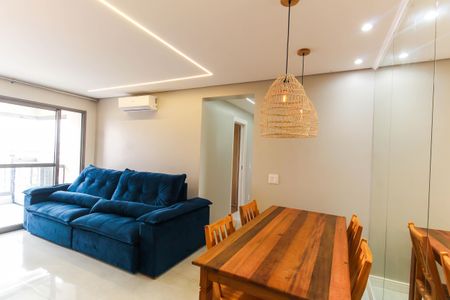 Apartamento à venda com 64m², 2 quartos e 1 vagaSala