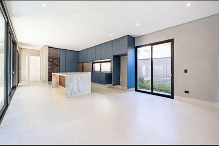 Casa à venda com 420m², 5 quartos e 6 vagas