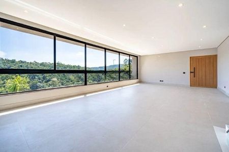 Casa à venda com 420m², 5 quartos e 6 vagas