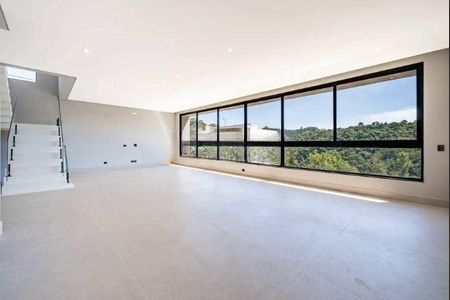 Casa à venda com 420m², 5 quartos e 6 vagas
