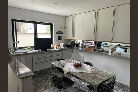 Casa de Condomínio à venda com 4 quartos, 420m² em Fazenda Morumbi, São Paulo