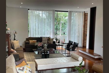 Casa de Condomínio à venda com 4 quartos, 420m² em Fazenda Morumbi, São Paulo