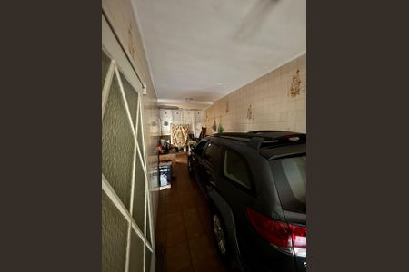 Casa à venda com 103m², 4 quartos e 3 vagasFoto 01