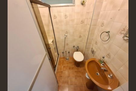 Apartamento à venda com 65m², 2 quartos e 1 vagaBanheiro 