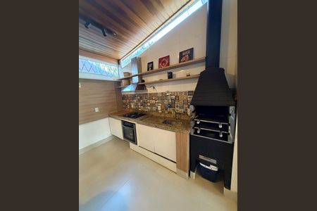 Casa à venda com 90m², 3 quartos e 2 vagas