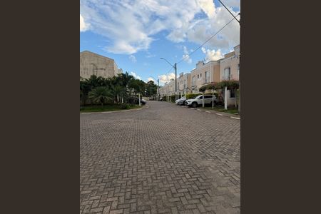 Casa à venda com 90m², 3 quartos e 2 vagas