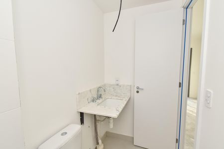 Banheiro de kitnet/studio à venda com 1 quarto, 24m² em Chácara Klabin, São Paulo