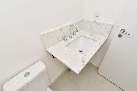 Banheiro de kitnet/studio à venda com 1 quarto, 24m² em Chácara Klabin, São Paulo