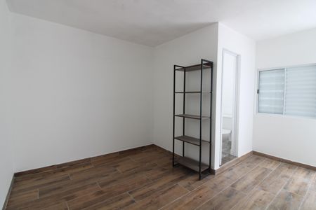 Quarto 1 de casa para alugar com 1 quarto, 40m² em Burgo Paulista, São Paulo