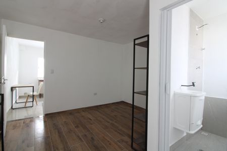 Quarto 1 de casa para alugar com 1 quarto, 40m² em Burgo Paulista, São Paulo