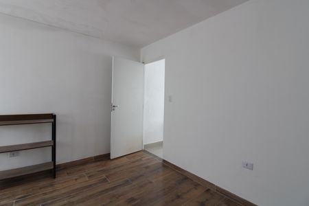 Quarto 1 de casa para alugar com 1 quarto, 40m² em Burgo Paulista, São Paulo