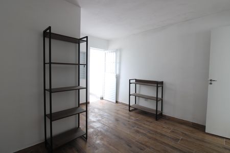 Quarto 1 de casa para alugar com 1 quarto, 40m² em Burgo Paulista, São Paulo