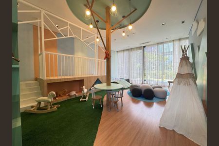 Apartamento à venda com 4 quartos, 338m² em Vila Nova Conceição, São Paulo
