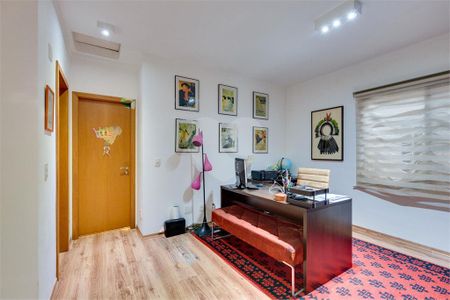 Casa à venda com 246m², 3 quartos e 3 vagas