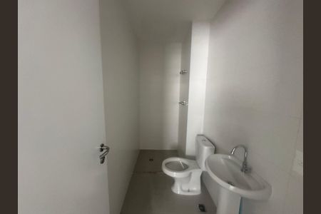 Apartamento à venda com 239m², 3 quartos e 4 vagasBanheiro de serviço