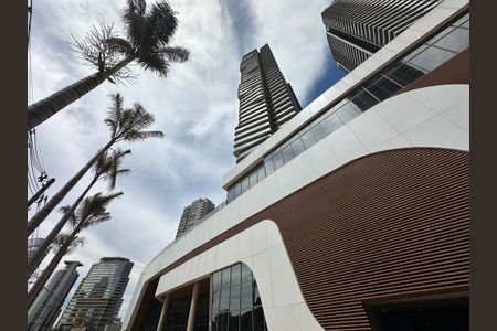 Apartamento à venda com 239m², 3 quartos e 4 vagasFachada