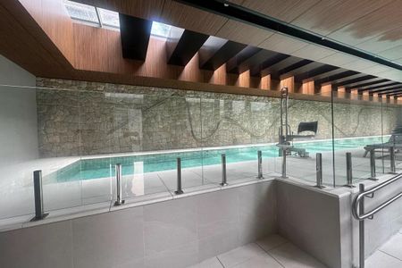 Apartamento à venda com 239m², 3 quartos e 4 vagasPiscina Coberta