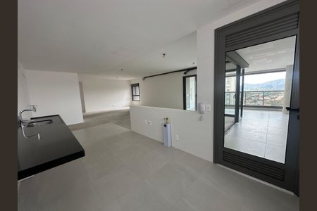 Apartamento à venda com 239m², 3 quartos e 4 vagasCozinha