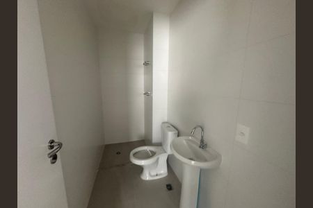 Apartamento à venda com 239m², 3 quartos e 4 vagasBanheiro de serviço