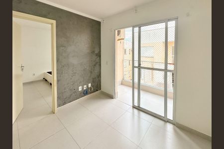 Apartamento para alugar com 65m², 3 quartos e 1 vagaSala