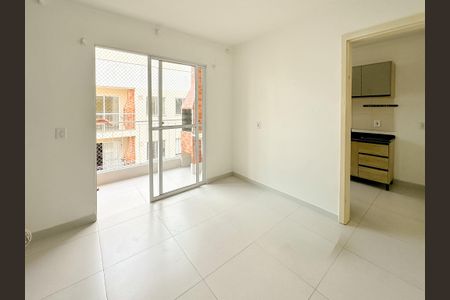Apartamento para alugar com 65m², 3 quartos e 1 vagaSala