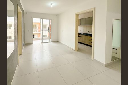 Apartamento para alugar com 65m², 3 quartos e 1 vagaSala