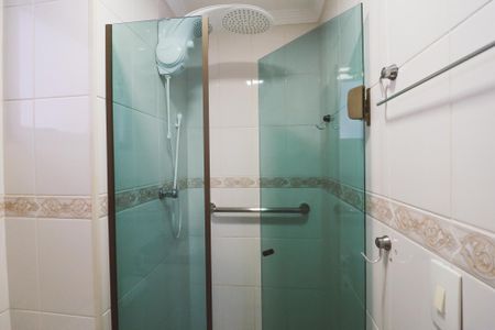 Apartamento à venda com 75m², 3 quartos e 2 vagasBanheiro