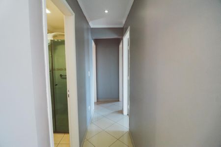 Apartamento à venda com 75m², 3 quartos e 2 vagasCorredor