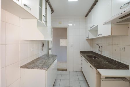 Apartamento à venda com 75m², 3 quartos e 2 vagasCozinha