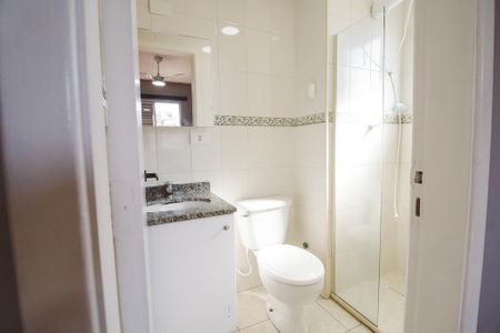 Apartamento à venda com 75m², 3 quartos e 2 vagasBanheiro da Suíte