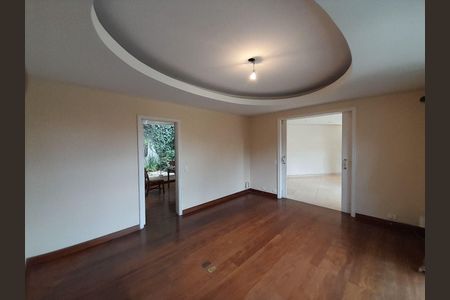 Casa à venda com 4 quartos, 736m² em Real Parque, São Paulo