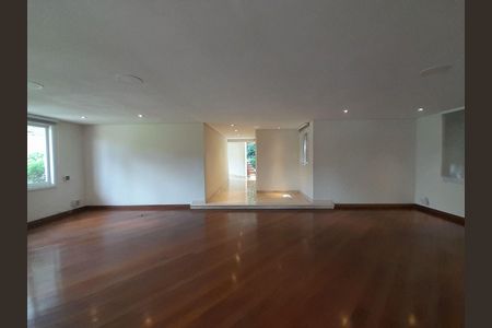 Casa à venda com 4 quartos, 736m² em Real Parque, São Paulo