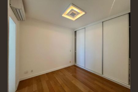 Apartamento à venda com 57m², 1 quarto e 1 vaga Apartamento à venda com 57m², 1 quarto e 1 vagaSuíte