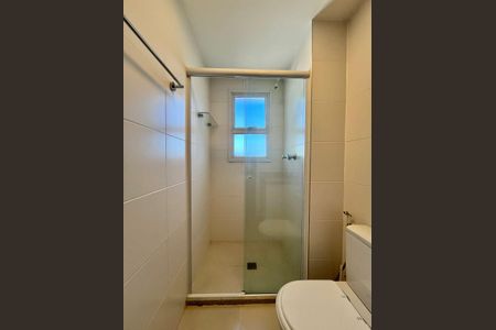 Apartamento à venda com 57m², 1 quarto e 1 vaga Apartamento à venda com 57m², 1 quarto e 1 vagaBanheiro da Suíte