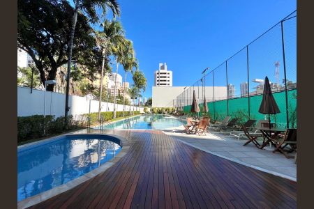Apartamento à venda com 57m², 1 quarto e 1 vaga Apartamento à venda com 57m², 1 quarto e 1 vagaÁrea Comum - Piscina