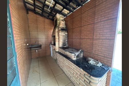 Casa de Condomínio para alugar com 6 quartos, 250m² em Quintas do Jacubá, Contagem