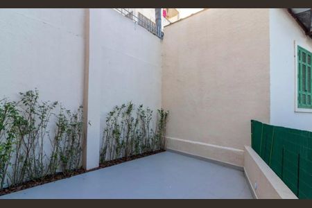 Casa de condomínio à venda com 180m², 3 quartos e 1 vaga