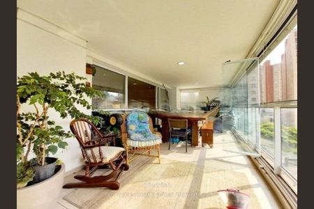 Apartamento à venda com 171m², 4 quartos e 3 vagas