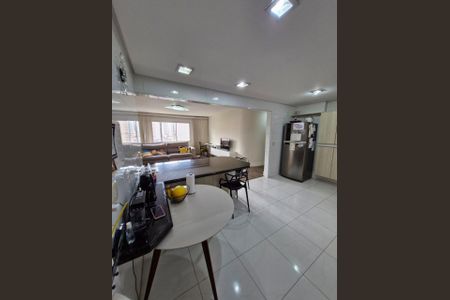 Apartamento à venda com 132m², 3 quartos e 1 vaga Apartamento à venda com 132m², 3 quartos e 1 vagaFoto 05