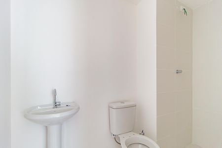 Apartamento para alugar com 28m², 1 quarto e sem vaga Apartamento para alugar com 28m², 1 quarto e sem vagaBanheiro