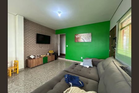 Casa de Condomínio à venda com 5 quartos, 1000m² em Quintas do Jacubá, Contagem