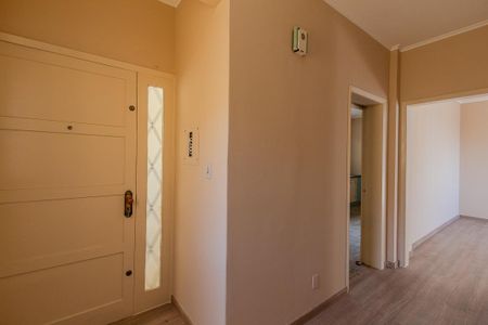 Apartamento para alugar com 130m², 3 quartos e 1 vaga Apartamento para alugar com 130m², 3 quartos e 1 vagaHall de entrada
