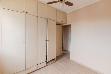 Apartamento para alugar com 130m², 3 quartos e 1 vaga Apartamento para alugar com 130m², 3 quartos e 1 vagaQuarto 2
