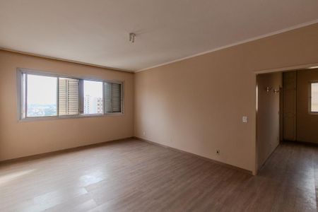 Apartamento para alugar com 130m², 3 quartos e 1 vaga Apartamento para alugar com 130m², 3 quartos e 1 vagaSala