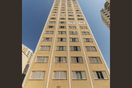 Apartamento à venda com 59m², 2 quartos e sem vaga Apartamento à venda com 59m², 2 quartos e sem vagaFachada